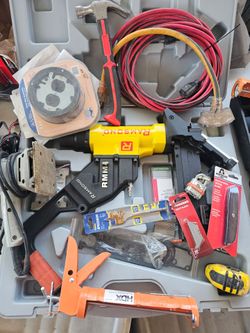 Nail gun
