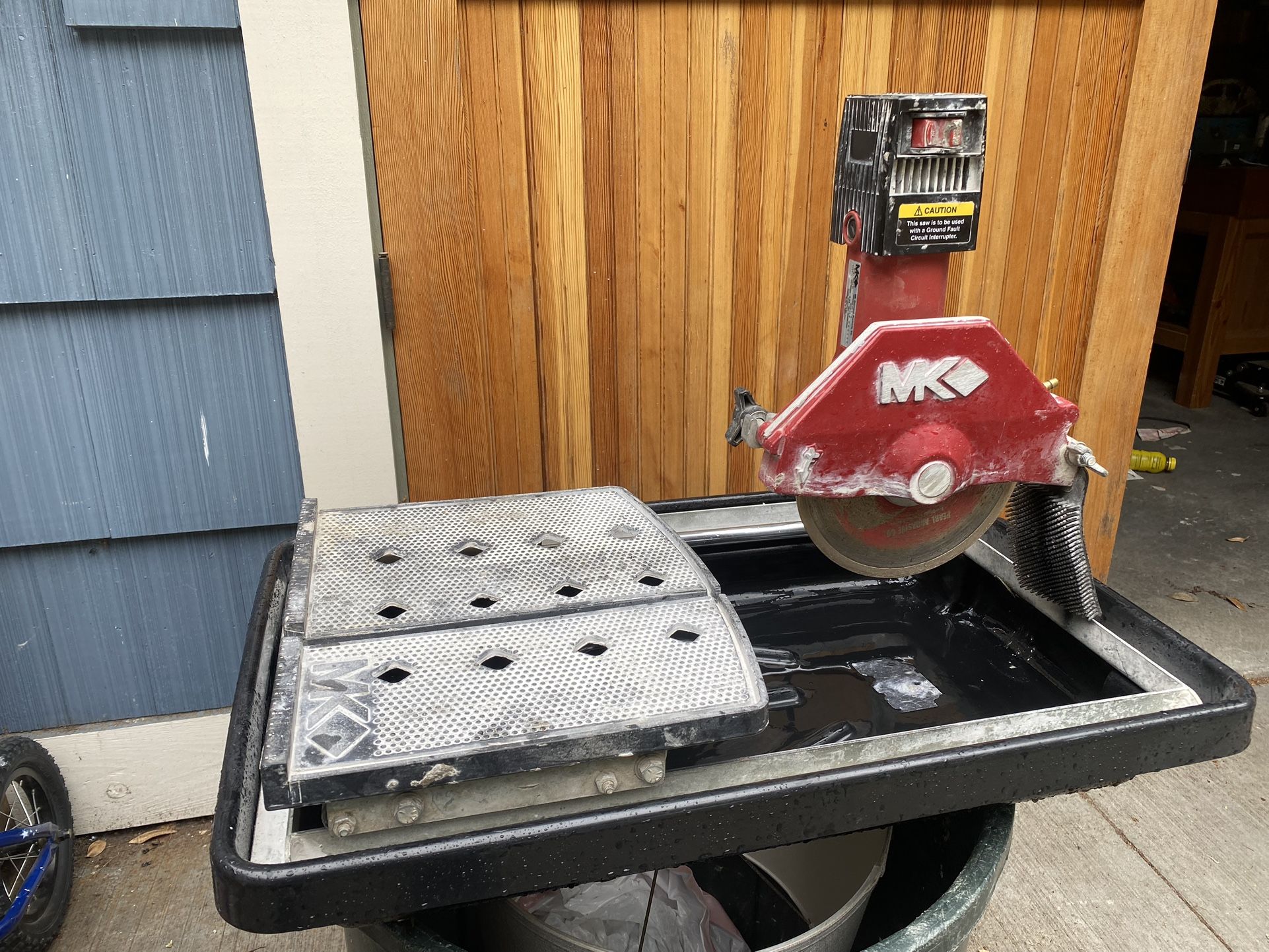 Mk 370 Tile Saw