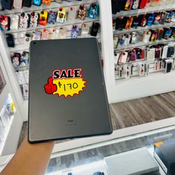 iPad 7th gen 32 gb WiFi
