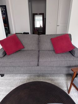 Bassett Loveseat couch