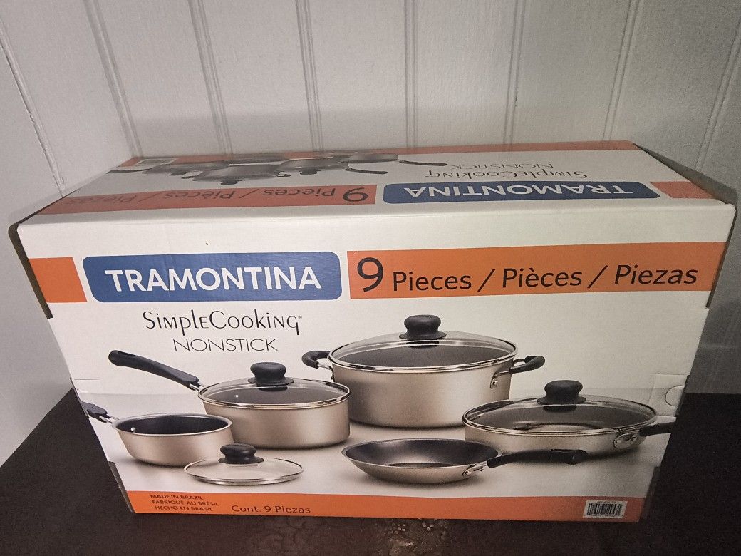 Nine Piece Pots And Pan Set Never Opened