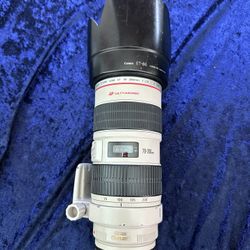 Canon EF 70-200 1:2.8  L is USM lens