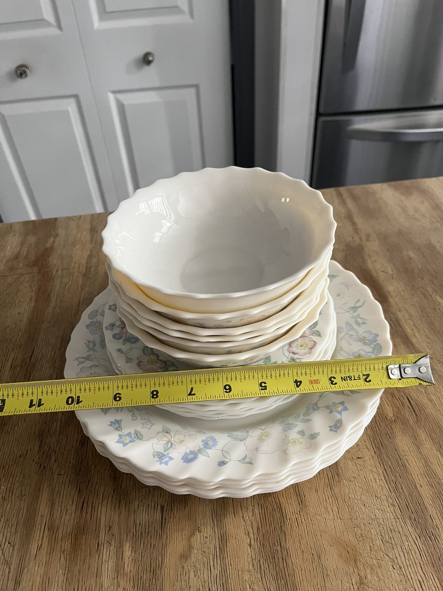 Arcopal Dishes Set