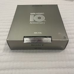 Rare vintage(1989)  Sony 10th anniversary special commemorative editon silver plated wm-701s Walkman