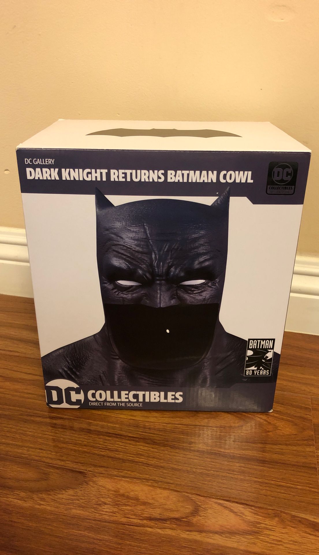 DC Collectibles Dark Knight Returns Batman Cowl