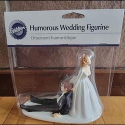 Bride and Groom cake topper