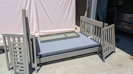 Simmons childs crib bed