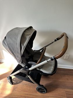 Nuna Triv Stroller