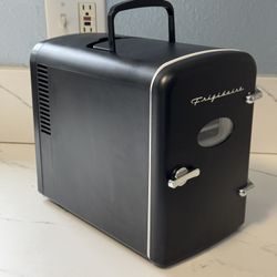 Frigidaire Mini Personal Fridge