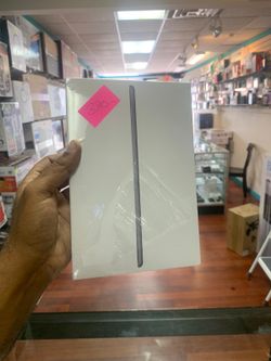 Apple iPad mini 5 - 64GB (Latest Model)Brand New