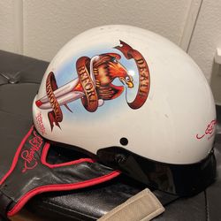 ed hardy full face motorcycle helmets Helmet with old school tattoo designs Built for riders who demand top Pink Christian Audigier Ed Hardy