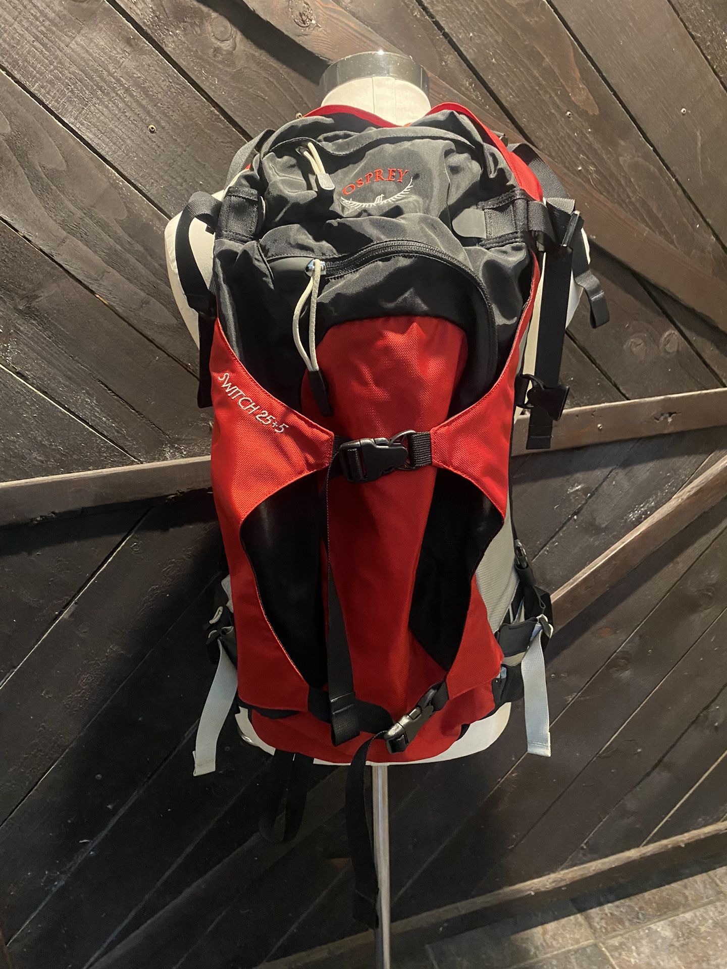Osprey Switch 25+5 Backcountry Ski, Splitboard And Snowboard Pack