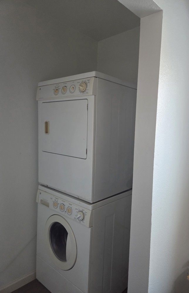 Electric Washer And Dryer