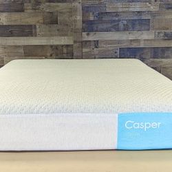 Newest Version - Casper Snow Hybrid Queen Mattress - Like New