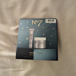 No7 Future Renew Favorite Duo