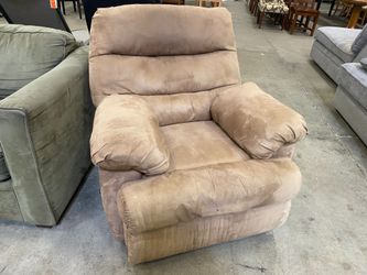 Soft Tan Wide Manual Recliner