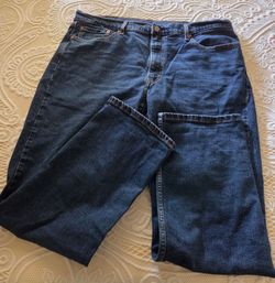 LEVI'S STRAUSS  FOR MEN 514.  SIZE  40L  × 30  GOOD CONDITION