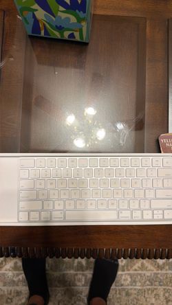  Magic Keyboard