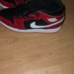 Air Jordan’s 1 Mid