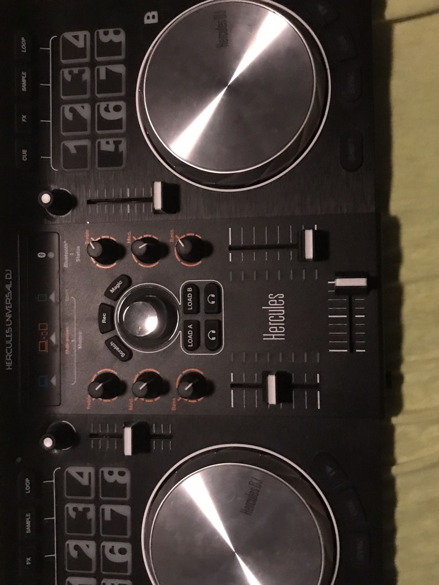 Hercules Universal DJ Board