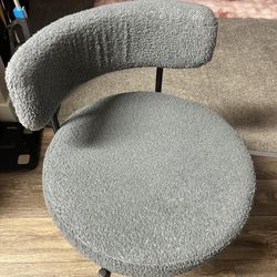 Round Kitchen Chairs with Curved Backrest & Metal Legs