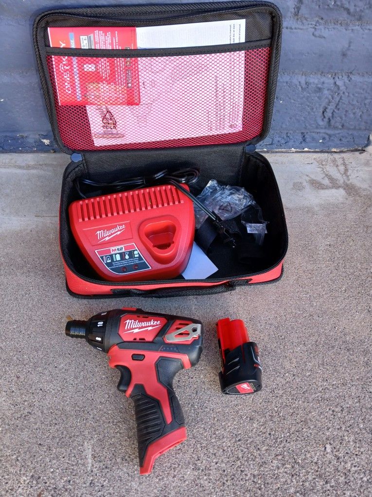 IMPACT DRILL MILWAUKEE 