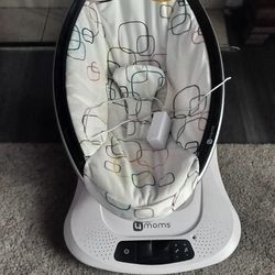 MamaRoo Bluetooth Baby Swing