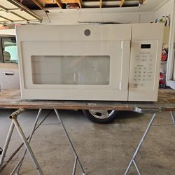 GE Over-the-range microwave oven