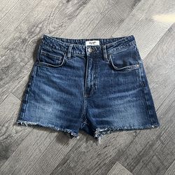 WRANGLER HIGH RISE SHORTS SIZE 29