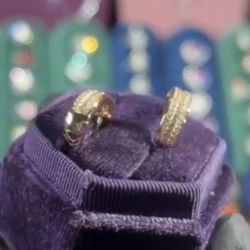 Rose Gold Huggies 3mm 