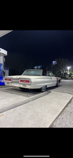 1964 Ford thunderbird