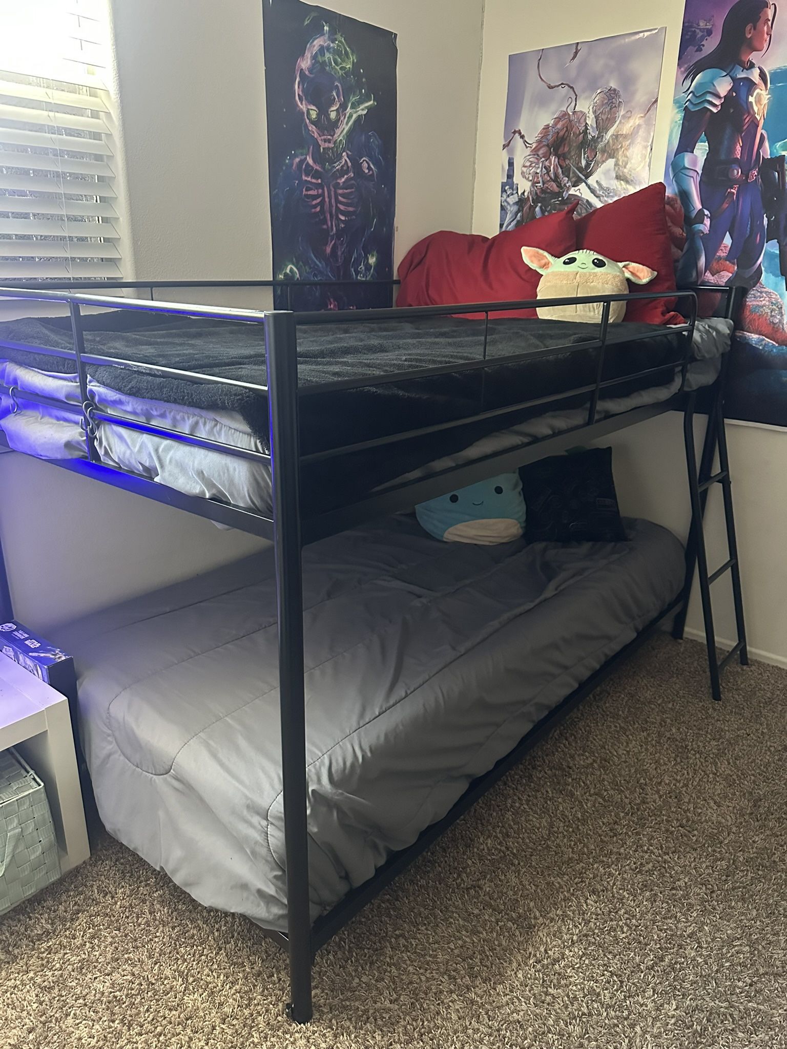 Twin Bunkbed And Mattress