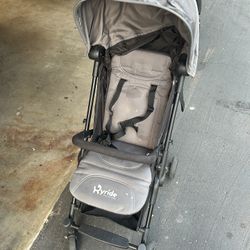 Stroller Easily Foldable