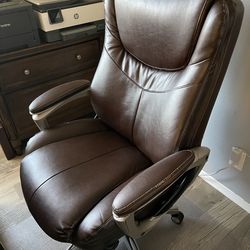 Executive Leather Office Chair