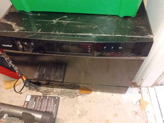 Portable dishwasher