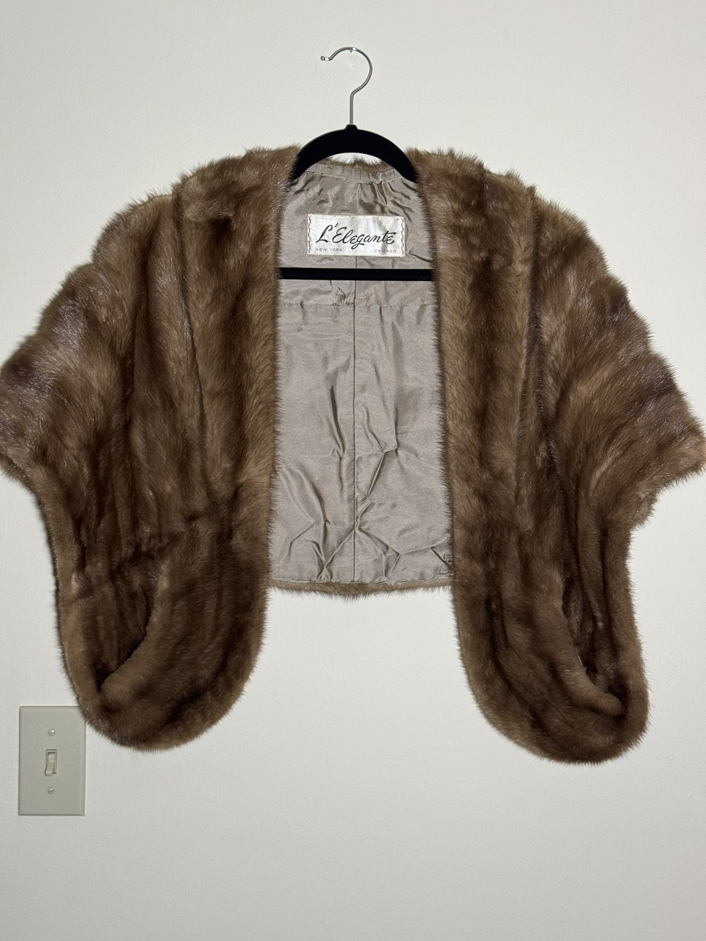 Vintage L’Elegante Shawl