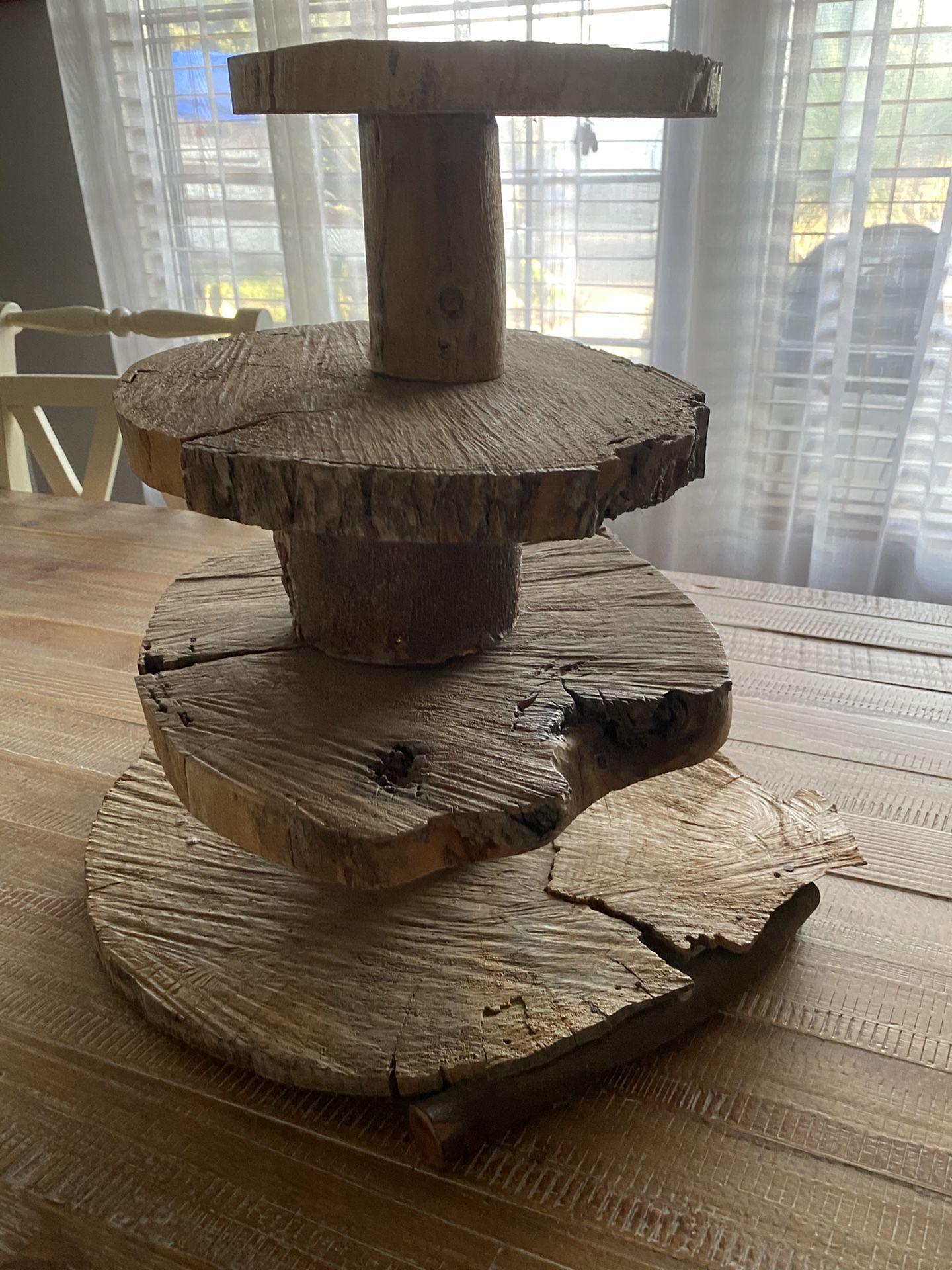 Rustic cup cake holder :))