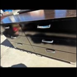 🎁DRESSER/6 DRAWER- SOLID-STURDY🎁