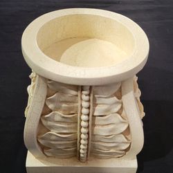 1998 CBK Limited Resin Pillar Candle Holder Size 5.75"X5" Beige Intricate Design