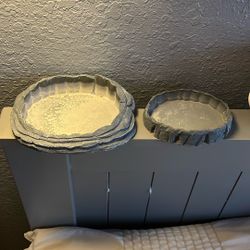 Food and Water bowl for reptiles, small animals, pets