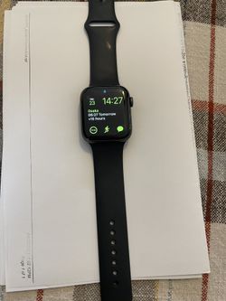 Apple Watch Series 5 Cellular Unlocked 