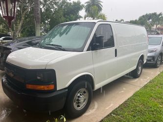Chevrolet express 2500 año 2016 v8 4.8
