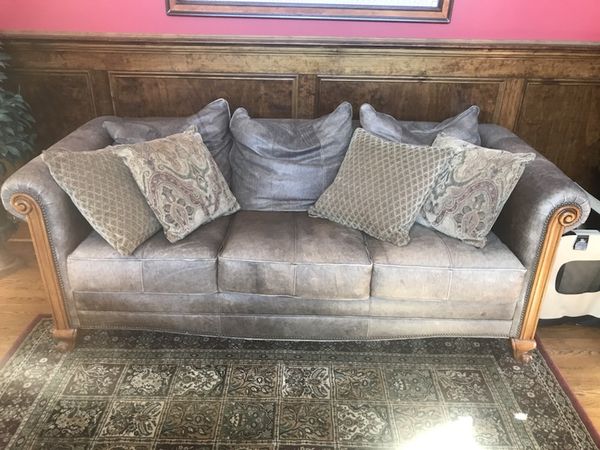 Thomasville Leather Sofa Real For In Mount Olive Al Offerup