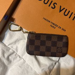 Louis Vuitton key Card Holder Authentic