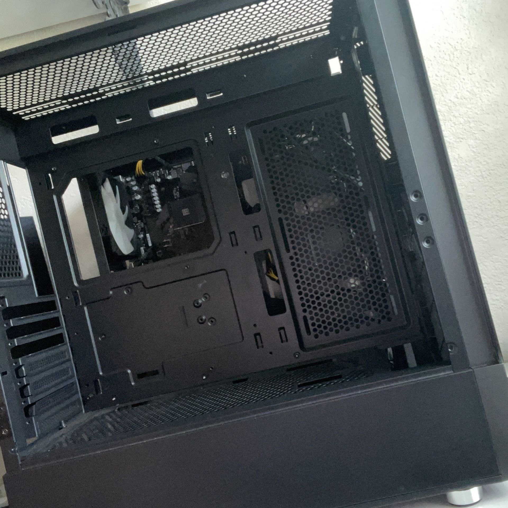Pc Mid Tier Gaming Pc Case