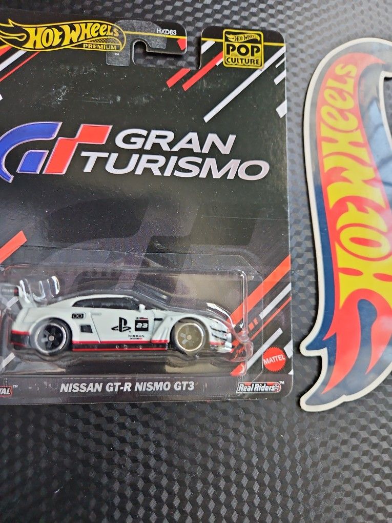 Hot Wheels Premium Gran Turismo Nissan GT-R Nismo GT3 