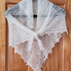 Orenburg Downy Shawl Goat wool Down Russian Warm Openwork Pattern White approximately 43"x40". Vintage 1970s. Made in the Soviet Union, in a country t