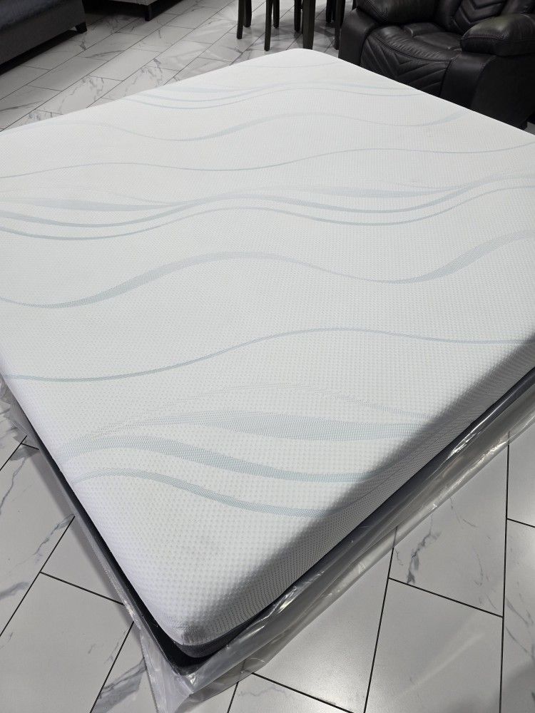 King Sizes Mattress And Box Spring