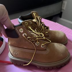 10c Timberland Boots