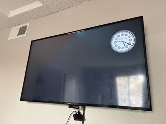 43 inch onn brand tv